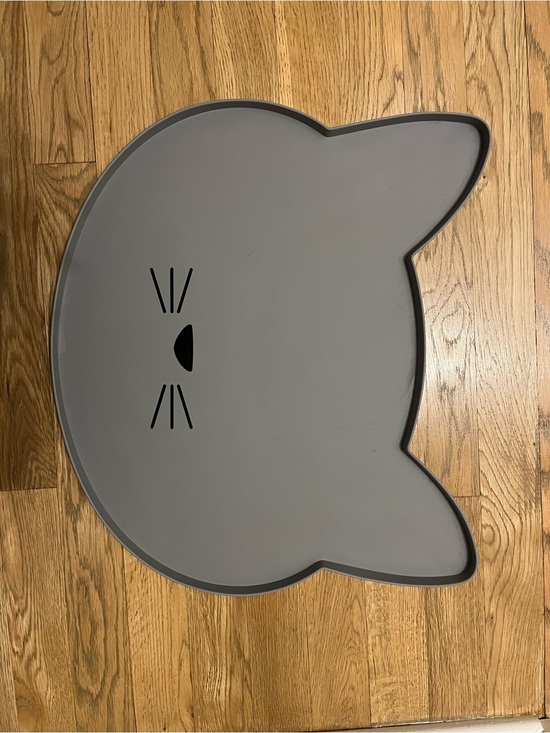 Brookstone Other - Gray Cat-Shaped Placemat / Pet Feeding Mat